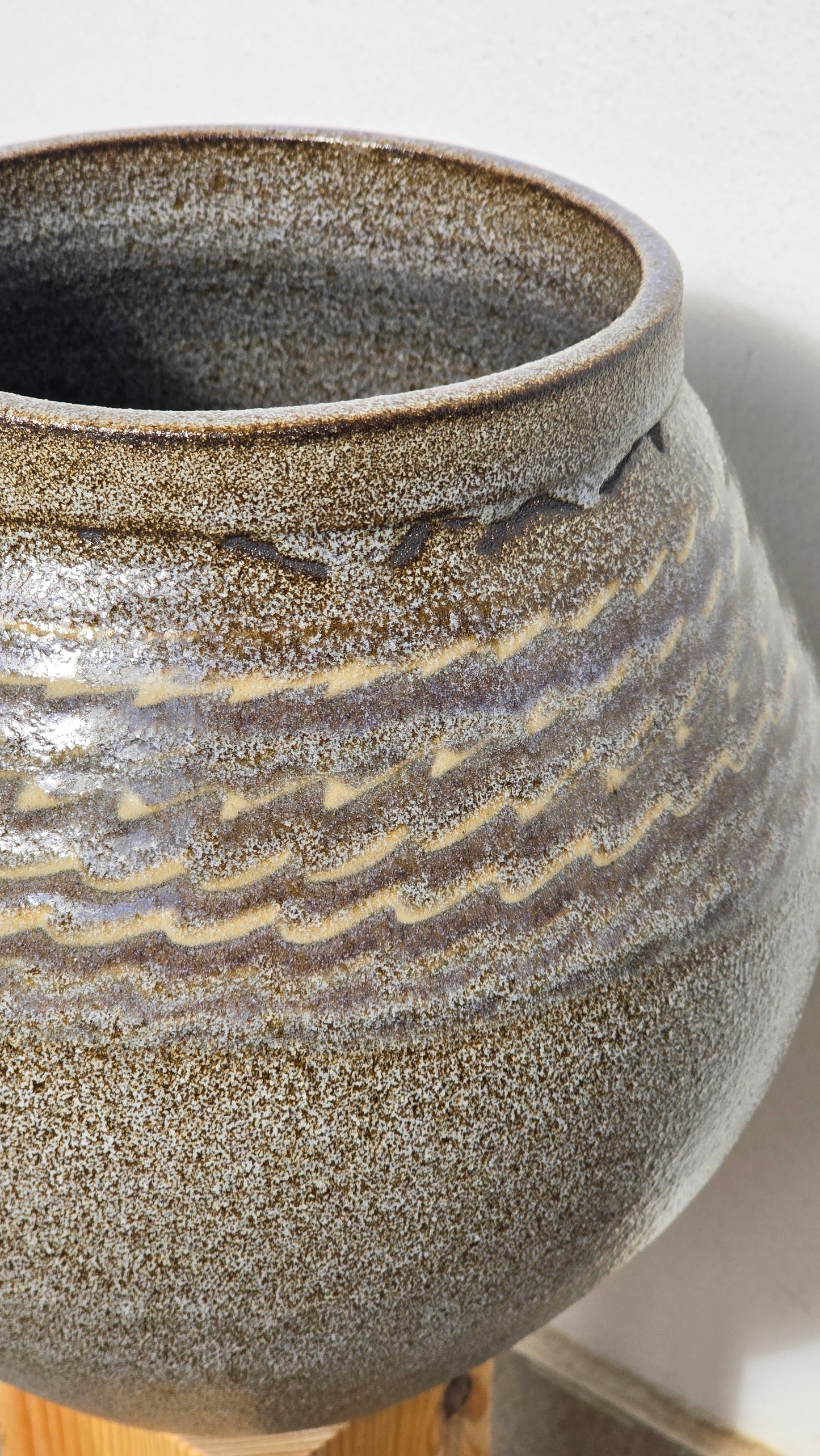Black Moonjar with White Slip
